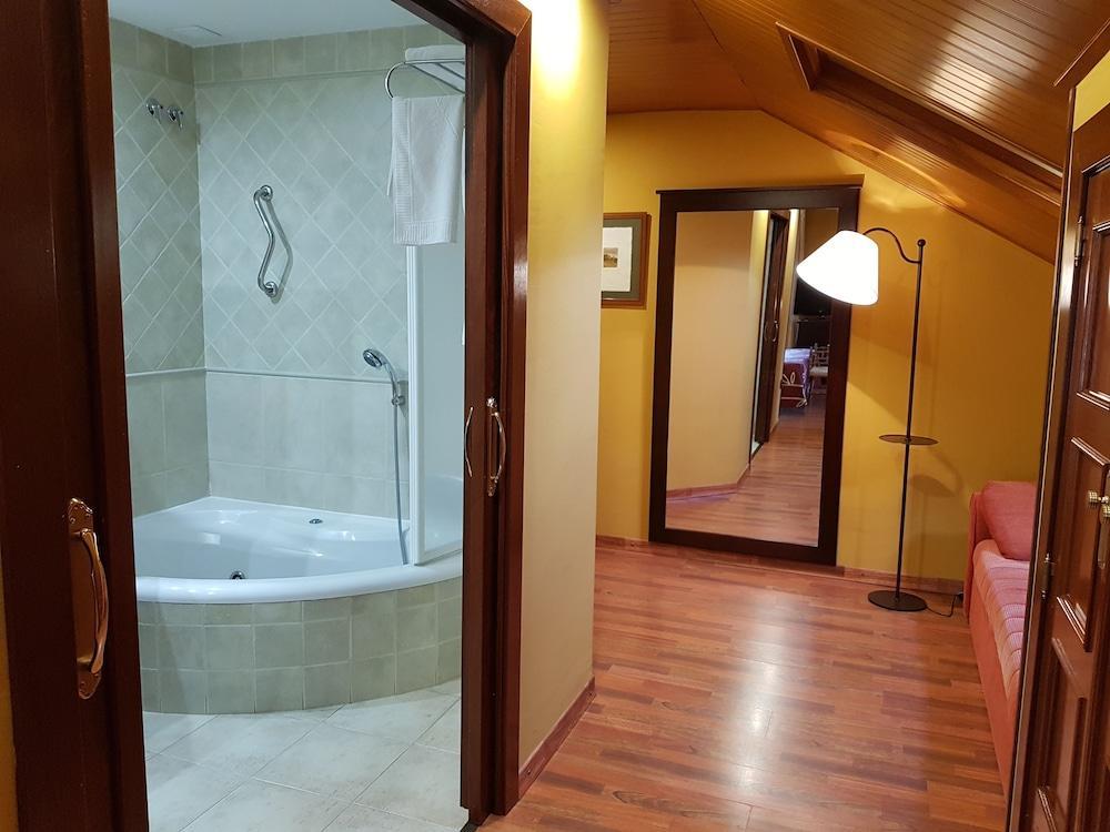 Cotiella Hotel 3*