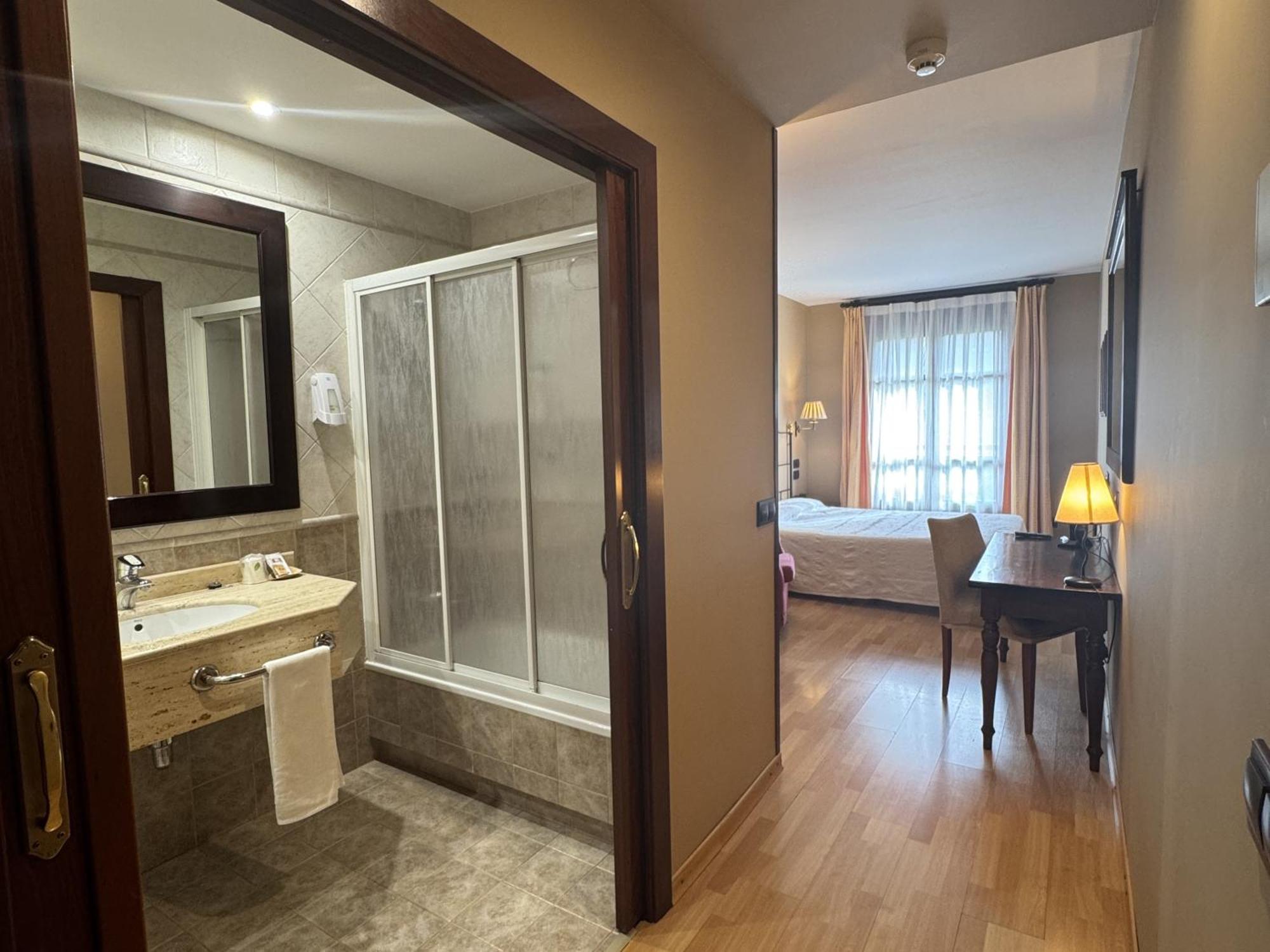 Hotel Cotiella 3*
